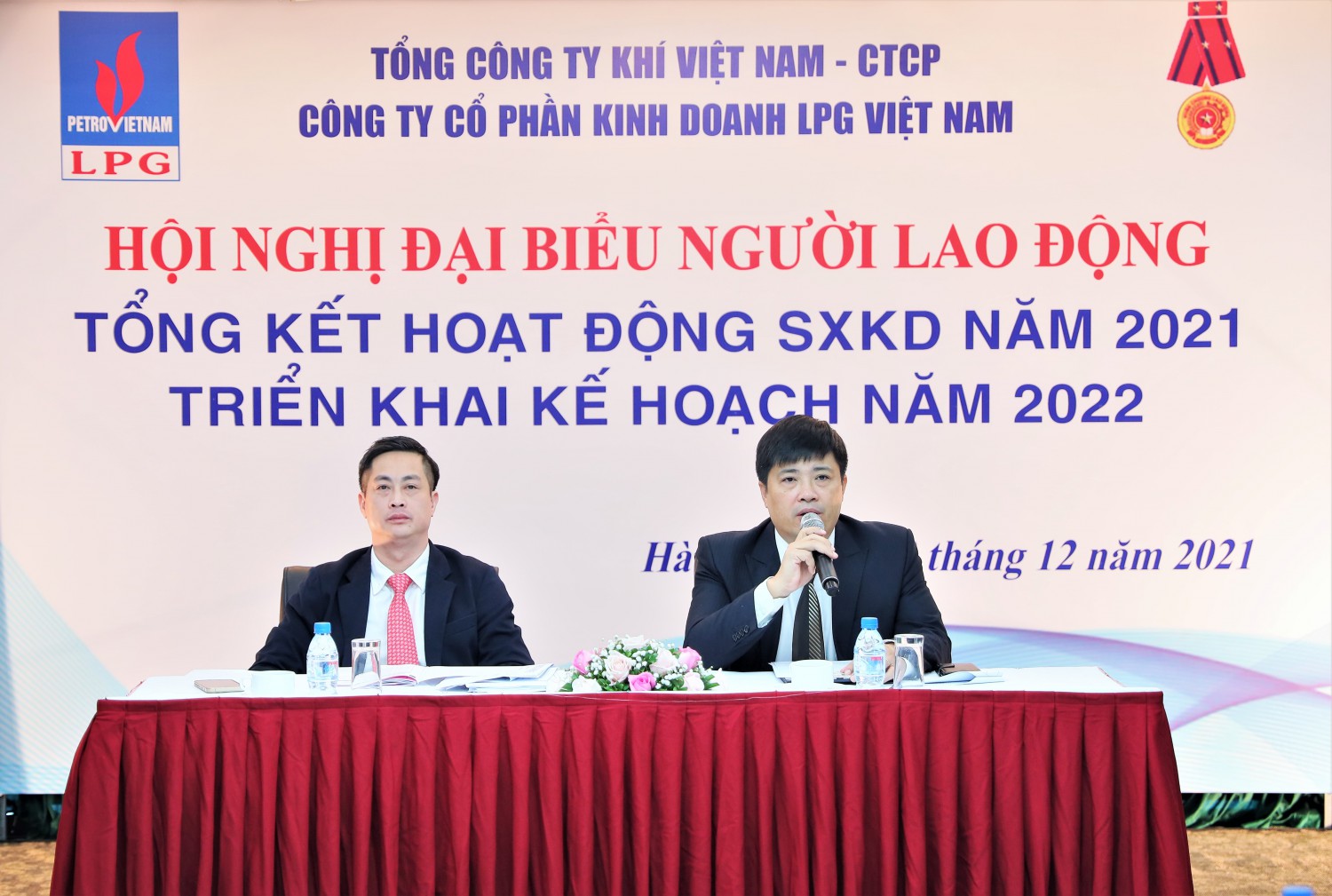 A1 Đoàn chủ tịch